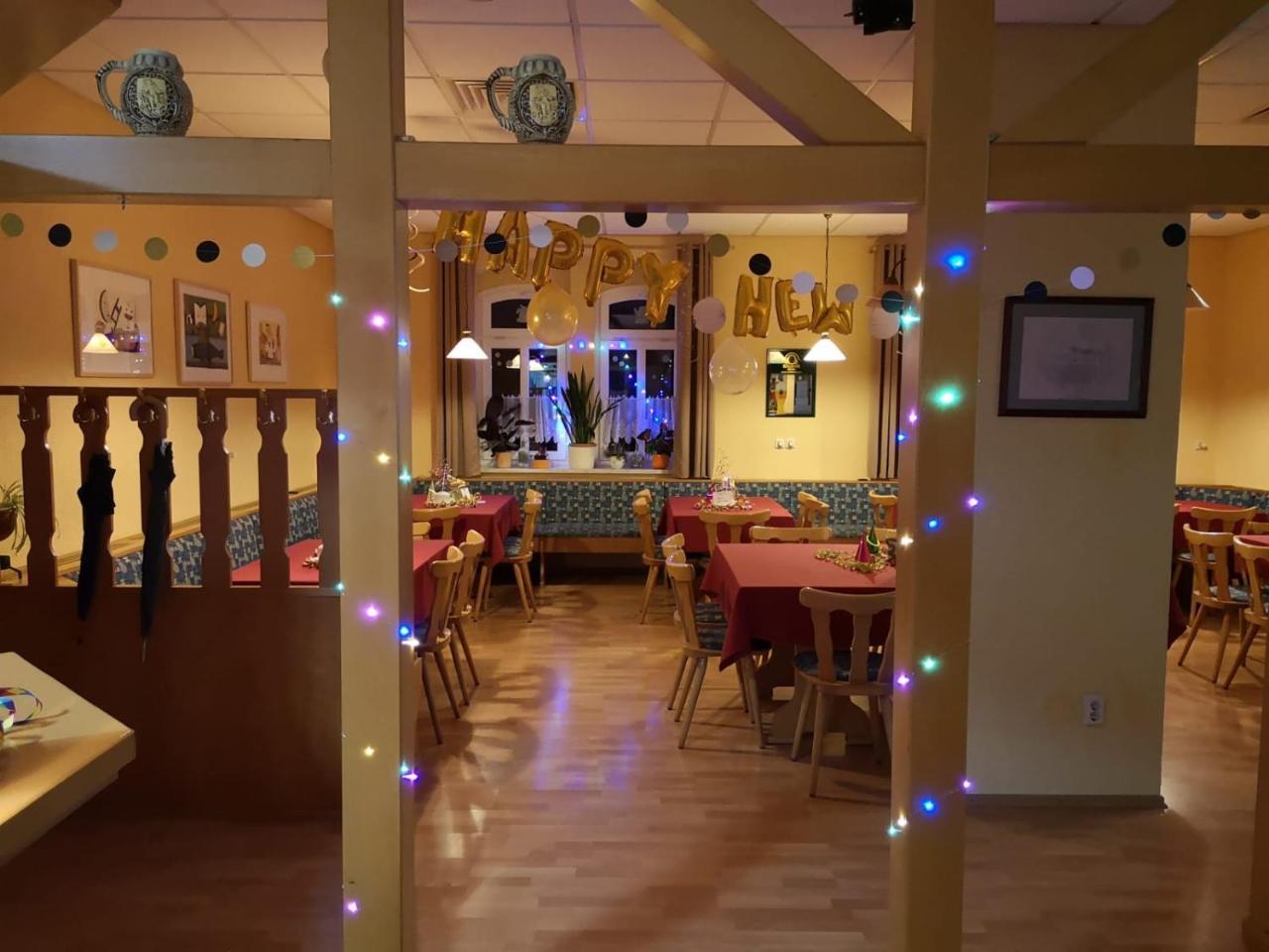 Gasthof Zum Alten Schulmeister Harra Exteriör bild